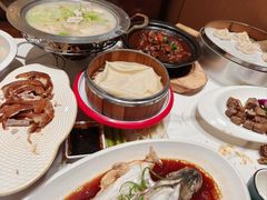 -梅利汴京烤鸭•开封豫菜地标店(东司门店)