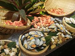 海鲜台-海口绿发希尔顿酒店-田园汇自助餐·三文鱼·海鲜