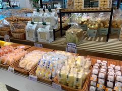 -Caidie Bakery采蝶轩(钟村店)