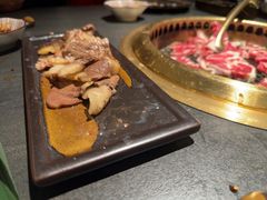 -铭牛烧肉·和牛海鲜自助(高新月牙湖店)