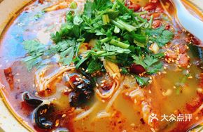 Spicy Oil Stir-fried Rice Noodles