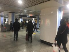 -陆家浜路(地铁站)
