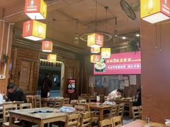 大堂-阿婆情腊排骨火锅(金虹路店)