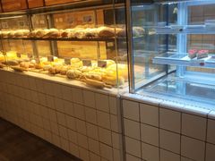 面包甜点陈列柜-野上麦田(中贸广场店)