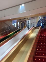 -奈尔宝·儿童乐园·亲子餐厅(前滩店)