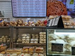 -白玉兰食品甜凤店(合生汇店)