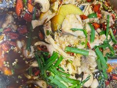 -乡土特色.冷锅鱼.牦牛肉汤锅