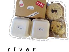 -River精品面包