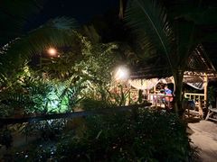 -Thiw Soen Seafood Restaurant