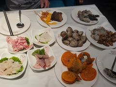 -领鲜活海鲜榴莲自助火锅(东门店)