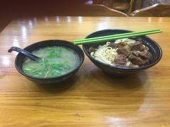-志权牛肉面(灵山路店)