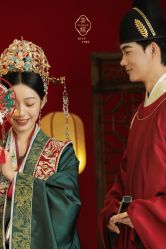 -巴黎婚纱摄影工作室