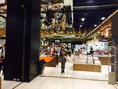 -诚品(信义店)