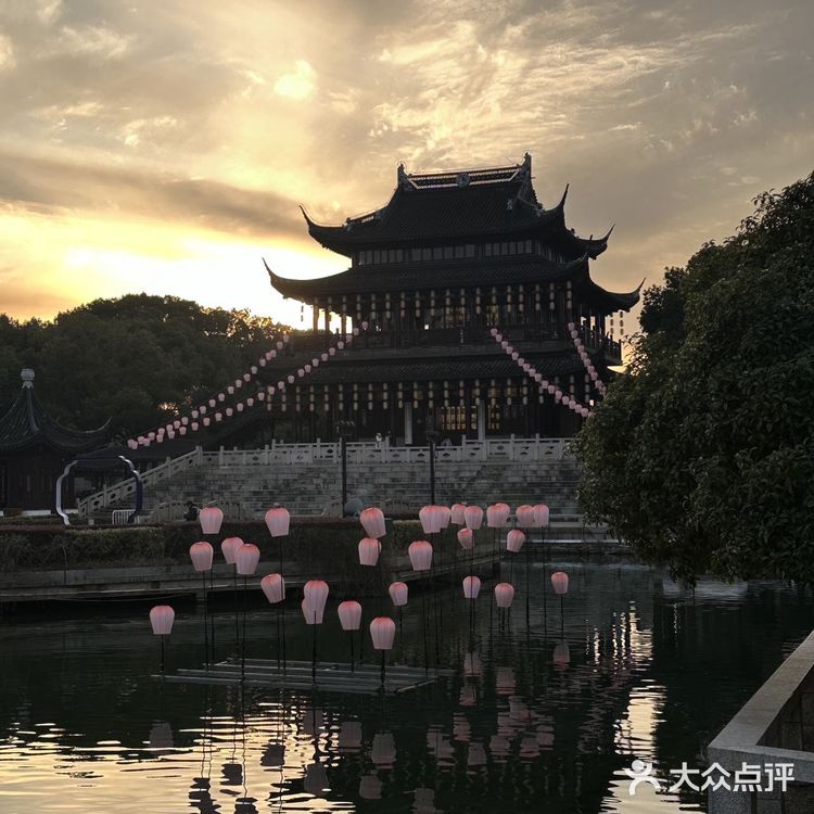 在古色古香的盘门喝下午茶