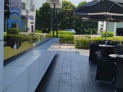 -麦当劳(常山服务区得来速店)