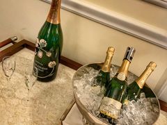 -Salon de Ville浦江汇(上海外滩华尔道夫酒店店)