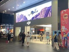 -DJI大疆(深圳华强北曼哈授权体验店)