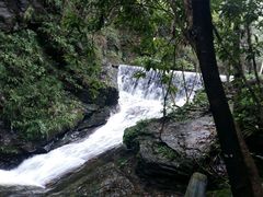 -燕子河大峡谷天坑仙境