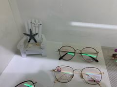 -提一眼镜·蔡司·依视路(小寨店)