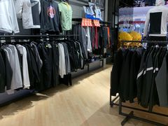 -耐克(恒隆广场店)