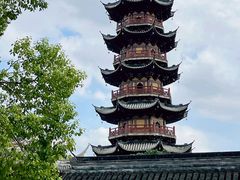 -龙华寺
