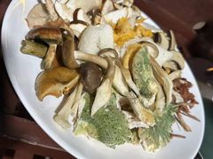 -山菌美食苑(振兴路店)