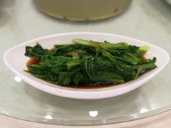 -楼外楼·停车场