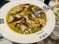 -渔语鱼新川菜Bistro(万象天地店)