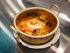 辛拉面-马路牙子烧烤音乐酒馆(望京店)