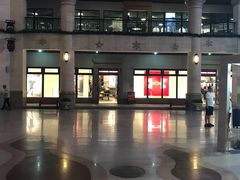 -UNDER ARMOUR(新燕莎奥莱店)