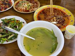 -天全县三土司椒麻鸡餐厅