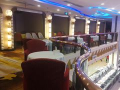 -碧中海汤泉汗蒸酒店