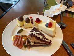 -岷山饭店-芝芝自助餐厅