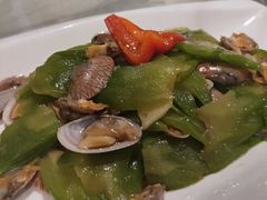 凉瓜炒花蛤-渔太泰漓江小馆·广西融合菜(西街店)