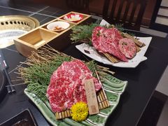 -山川小町·极番烧肉(新地假日广场店)