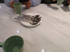 餐具摆设-丽莎沙拉轻食餐厅(国贸店)