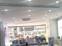 -荣耀授权专卖店(黄浦浙江中路店)