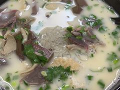-津津老鸭粉丝馆(正东路店)