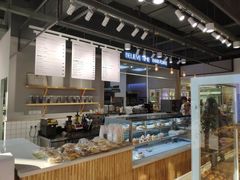-焙丽拾光(麦凯乐直营店)