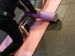 肌肉放松对于舞蹈学生来说是非常重要的，俊杰老师是专家-炼呗运动康复·健身工作室(紫竹桥店)