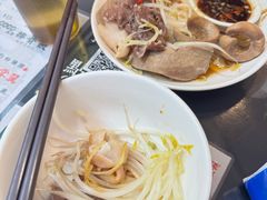 -禄粥·广府味·煲仔粥·宵夜·明档现做(江南西店)