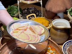 -洱火云南酸菜牛肉火锅(石景山当代商城店)
