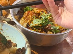 -爆炸头阿姨小四川正宗川味小吃(无任何分店)