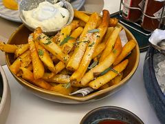 -斯普汇生蚝牛排馆(中骏世界城店)