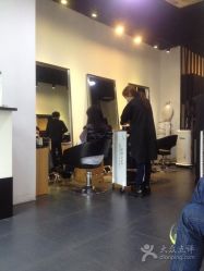 -发饰美男士增发补发假发定制店