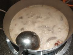 -煲宫猪肚鸡(昆山金鹰国际购物中心店)