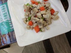 -老季市·三代非遗传承·地标美食老汁鸡(工农路店)