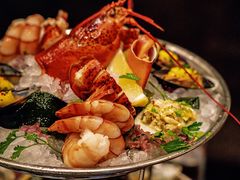 招牌海鲜拼盘-db Bistro & Oyster Bar by Daniel Boulud(滨海湾金沙店)