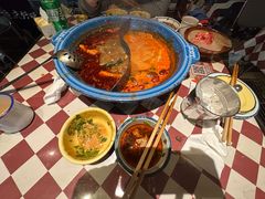 -王歘歘·chuǎ火锅(五道营店)