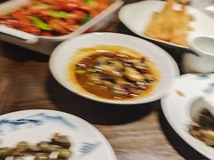 -聚汇三少·龙虾·中餐厅(莫邪路新天地店)
